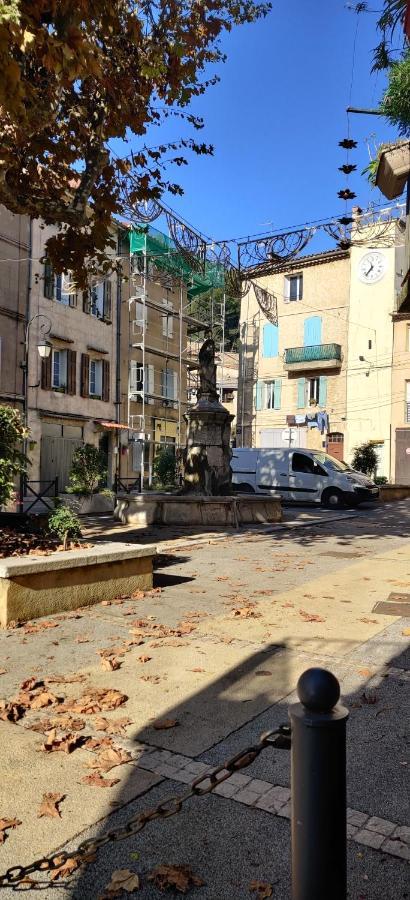 Entre Aix Et Marseille - Petite Maison A Auriol Exterior foto